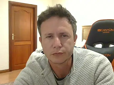 TroyDieselXXX online show from June 2026 06:43:01 PM