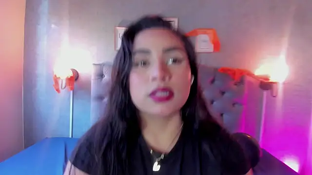 GiannaSlimJB online show from October 2025 08:18:02 PM