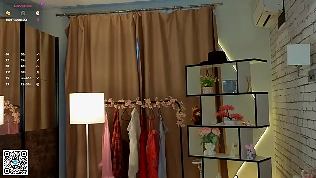 PetraHambelton online show from September 2025 04:07:01 AM