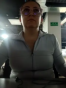 Romina693 online show from October 2025 06:11:02 AM