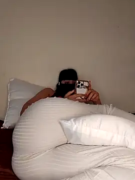 Snapshot of Samaarsexy23 chatting on October 2025 12:27:02 PM Samaarsexy23 online show from October 2025 12:27:02 PM