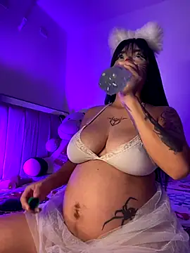 lucialauper  online show from November 2025 02:13:01 AM