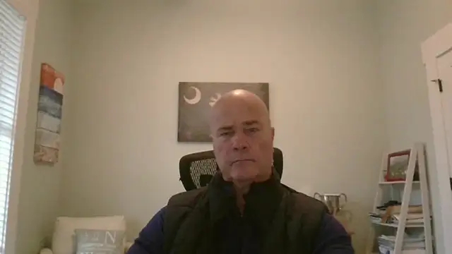 Snapshot of cyclone1212 chatting on October 2025 12:18:02 PM cyclone1212 online show from October 2025 12:18:02 PM