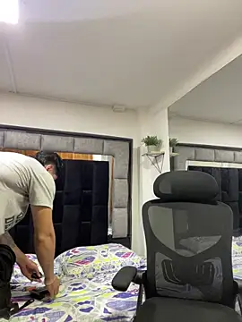 MR MUSCLE online show from February 2026 02:48:02 PM