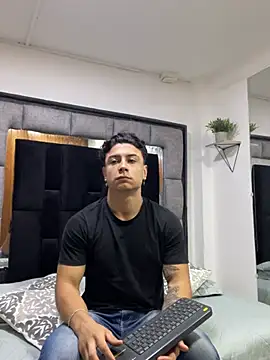 MR MUSCLE online show from February 2026 12:11:01 PM