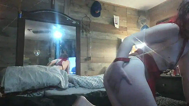 Snapshot of SalutedTeaching chatting on December 2025 07:31:01 PM SalutedTeaching online show from December 2025 07:31:01 PM