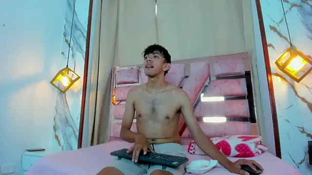 kameron and Nick online show from September 2025 08:09:01 PM