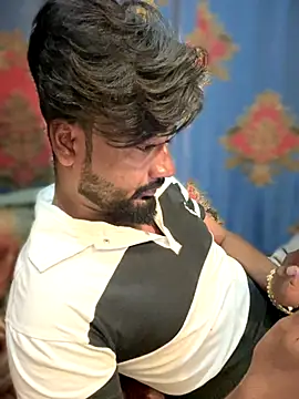 Munny6677 online show from November 2025 06:32:01 PM