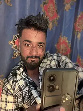 Munny6677 online show from November 2025 06:18:02 PM