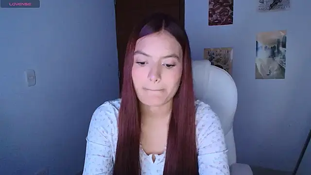 Snapshot of Ema__Rose chatting on September 2025 01:16:01 AM Ema Rose online show from September 2025 01:16:01 AM