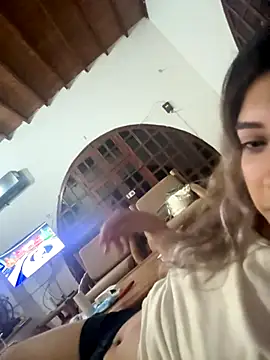 Kardashian12 online show from November 2025 12:57:02 AM