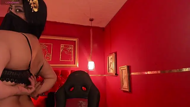 Snapshot of Anissa_Ali chatting on February 2026 10:12:01 AM Anissa Ali online show from February 2026 10:12:01 AM