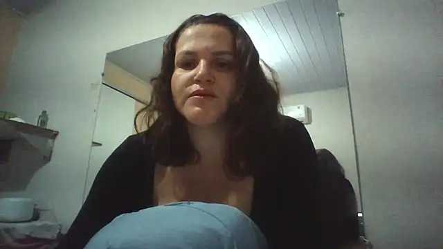 Snapshot of Vanessinhadappkrosa chatting on July 2026 03:38:02 PM Vanessinhadappkrosa online show from July 2026 03:38:02 PM