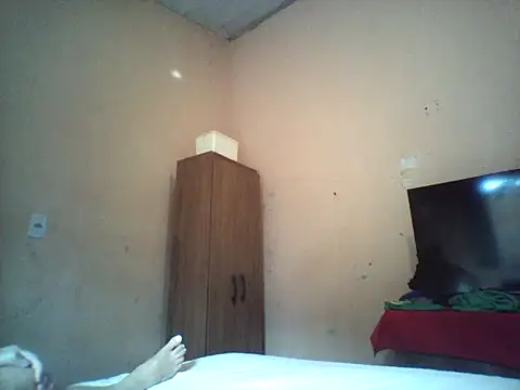 Snapshot of Vanessinhadappkrosa chatting on July 2026 04:53:02 PM Vanessinhadappkrosa online show from July 2026 04:53:02 PM