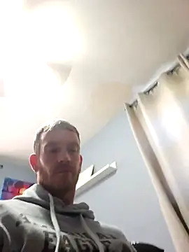 Snapshot of Sampzon chatting on October 2025 08:27:02 PM Sampzon online show from October 2025 08:27:02 PM