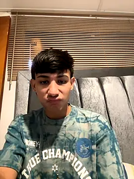 cody fox10 online show from October 2025 07:34:02 PM