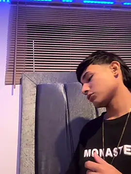 cody fox10 online show from November 2025 08:43:01 PM