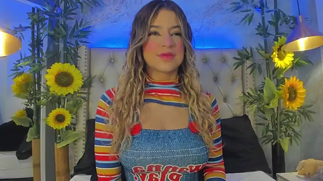 LittleeJaz online show from October 2025 04:15:01 AM