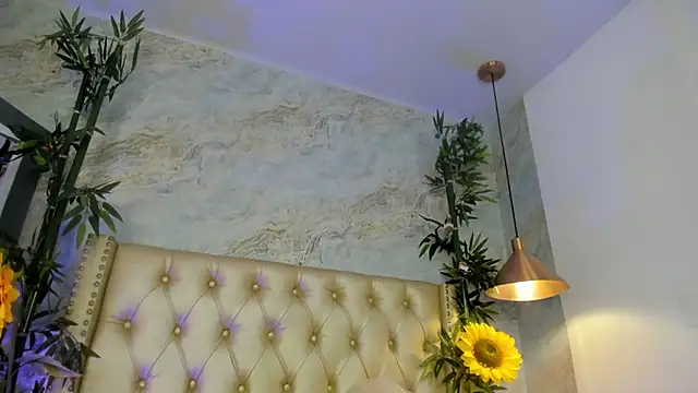 LittleeJaz online show from May 2026 02:08:02 AM