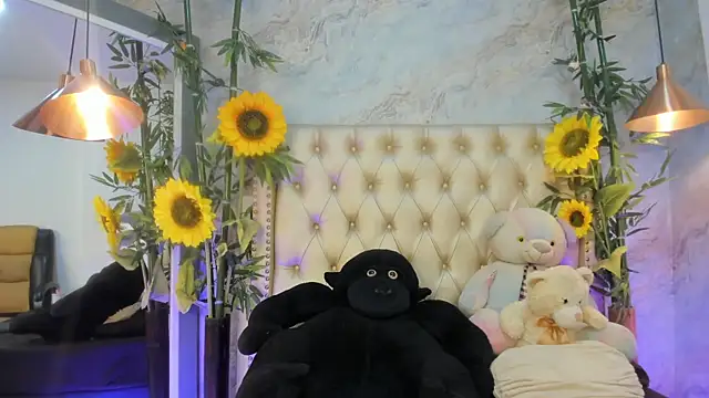 LittleeJaz online show from June 2026 04:12:01 AM
