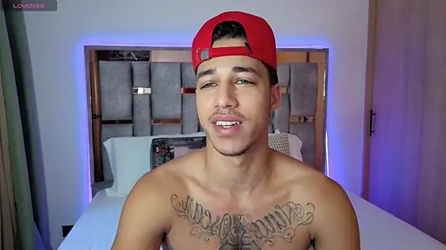 Snapshot of orionblaze69_ chatting on October 2025 11:11:02 AM orionblaze69 online show from October 2025 11:11:02 AM