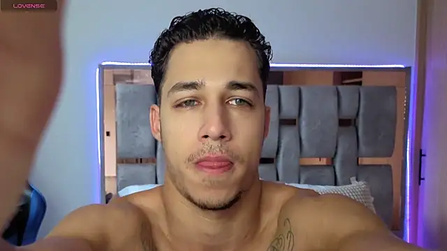 Snapshot of orionblaze69_ chatting on October 2025 11:21:02 AM orionblaze69 online show from October 2025 11:21:02 AM