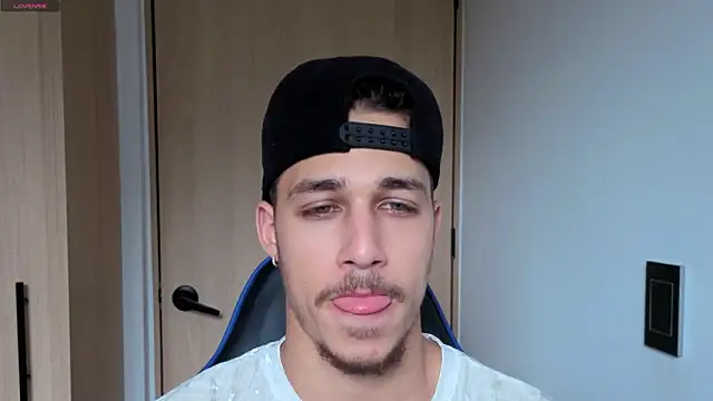 Snapshot of orionblaze69_ chatting on February 2026 08:31:02 PM orionblaze69 online show from February 2026 08:31:02 PM