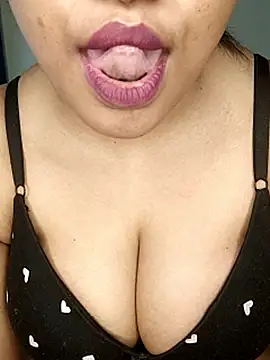 Snapshot of sex-withcouple chatting on February 2026 06:26:01 AM sex-withcouple online show from February 2026 06:26:01 AM