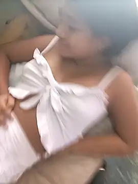 Fernanda30 online show from September 2025 07:27:01 PM