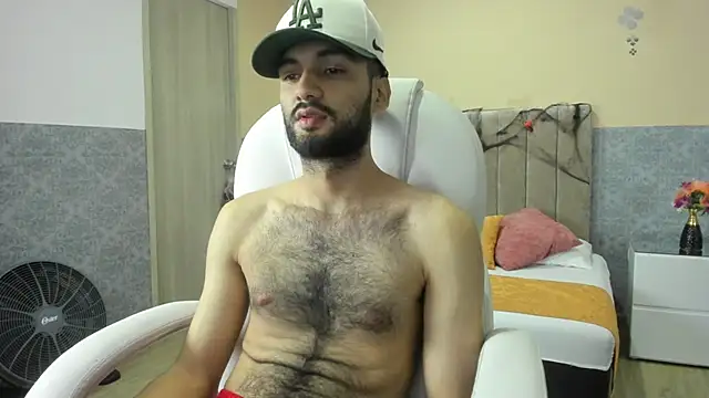 Snapshot of Ryan_Jackson_ chatting on October 2025 12:08:01 AM Ryan Jackson online show from October 2025 12:08:01 AM