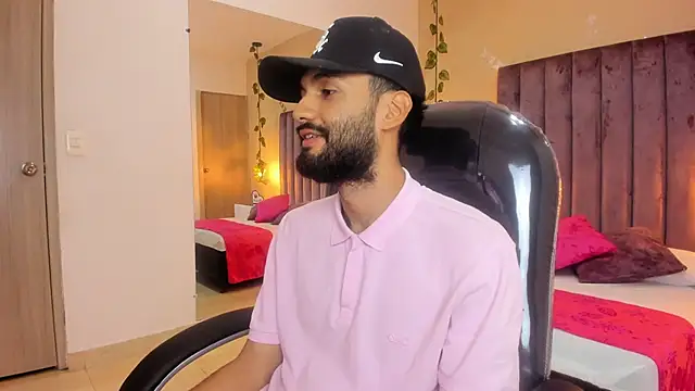 Snapshot of Ryan_Jackson_ chatting on November 2025 04:26:02 AM Ryan Jackson online show from November 2025 04:26:02 AM