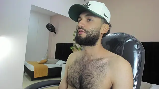 Snapshot of Ryan_Jackson_ chatting on November 2025 03:38:02 AM Ryan Jackson online show from November 2025 03:38:02 AM