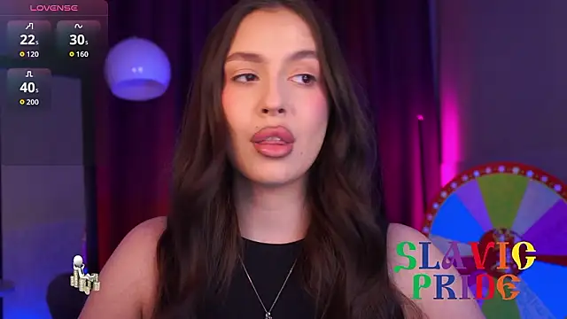 EmiliyaRoude online show from February 2026 01:15:01 PM