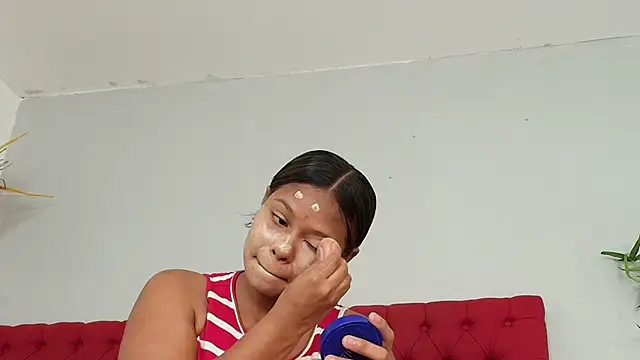 keyla mejia online show from June 2026 12:07:02 PM