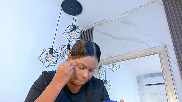 keyla mejia online show from June 2026 12:08:01 PM