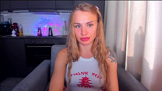 Snapshot of MashaFromRussia__ chatting on September 2025 07:51:02 AM MashaFromRussia online show from September 2025 07:51:02 AM