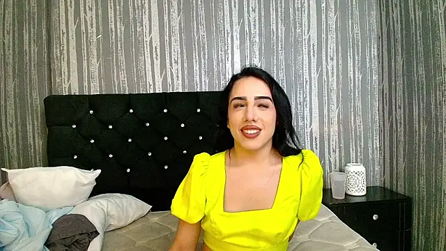 Alicee Moonn online show from May 2026 07:41:01 PM