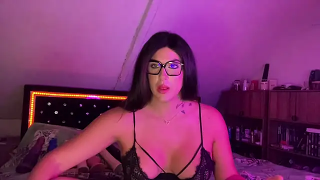 parisse trans online show from July 2026 09:02:01 PM