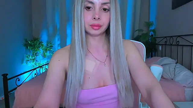 VelvetEliza online show from April 2026 09:20:02 PM