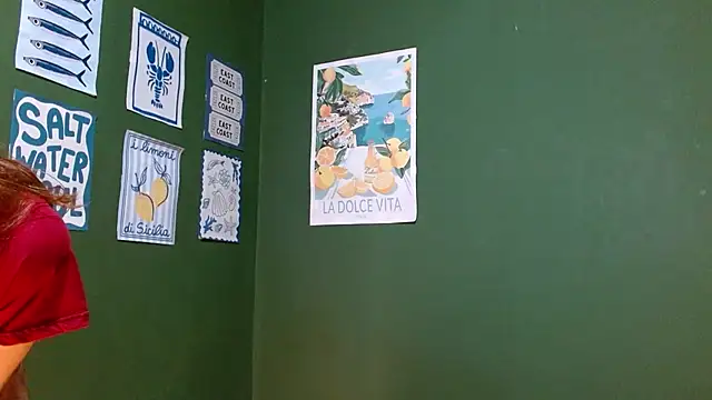 Roxiehood online show from December 2025 02:19:02 AM