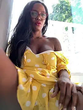 Bustykeyla online show from October 2025 04:29:01 PM