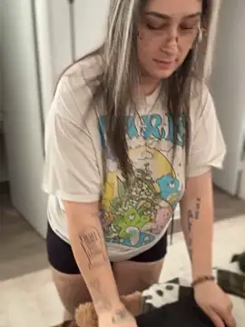 Snapshot of Alix_Valentine chatting on October 2025 08:16:02 PM Alix Valentine online show from October 2025 08:16:02 PM