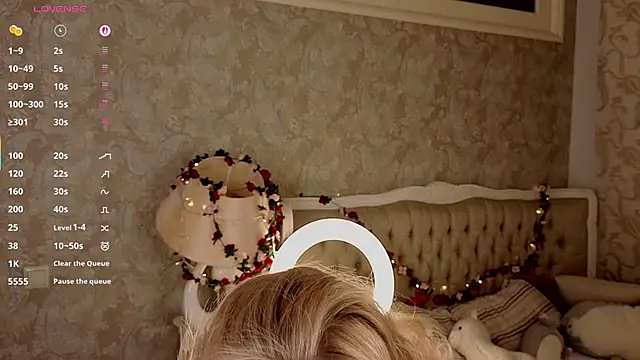 Emma Frosty online show from April 2026 10:01:01 PM