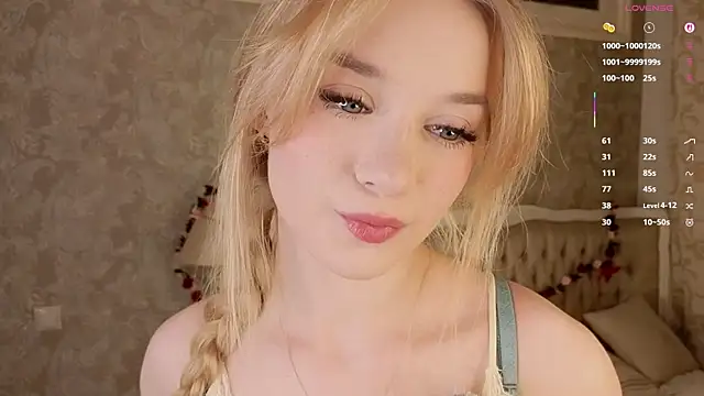 Emma Frosty online show from April 2026 08:00:02 PM