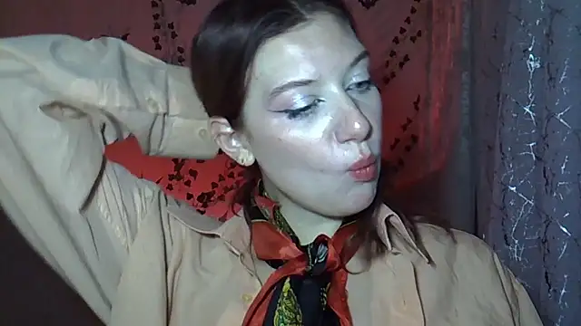 Snapshot of Lily_Ember chatting on October 2025 10:12:01 PM Lily Ember online show from October 2025 10:12:01 PM