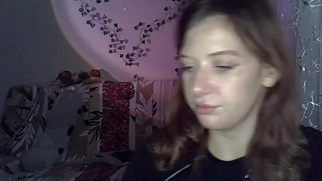 Snapshot of Lily_Ember chatting on November 2025 07:03:01 PM Lily Ember online show from November 2025 07:03:01 PM