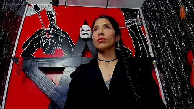 Snapshot of damian_and_tiana chatting on March 2026 04:29:04 AM damian and tiana online show from March 2026 04:29:04 AM