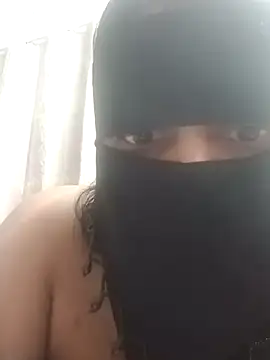 Farihasultanaxh online show from October 2025 08:26:01 PM