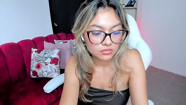 Snapshot of Tatiana_mendoza chatting on September 2025 04:30:02 PM Tatiana mendoza online show from September 2025 04:30:02 PM
