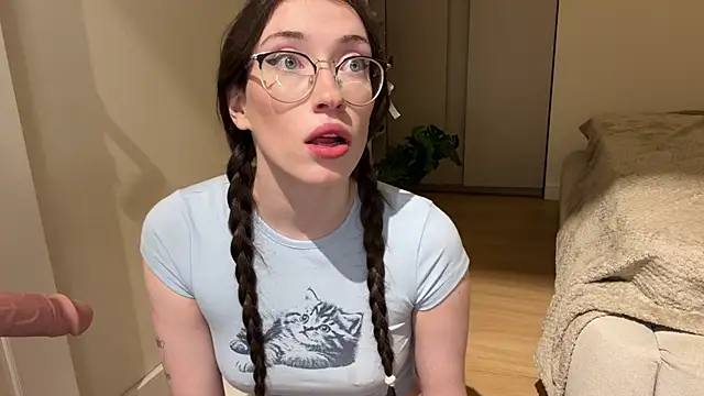 Kelly Berry   online show from April 2026 06:19:01 PM